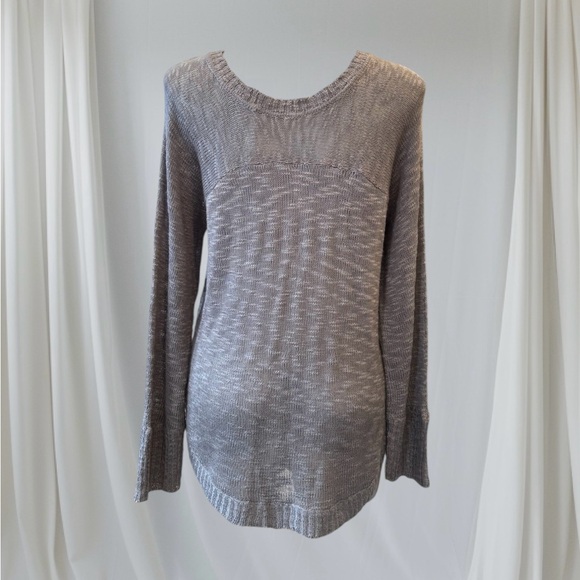 🆕 Loose Fitting Gray V-Neck Sweater - Picture 4 of 11